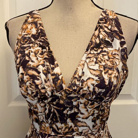 House of Harlow 1960 Brown and White Midi Dress - Picture 3 of 14